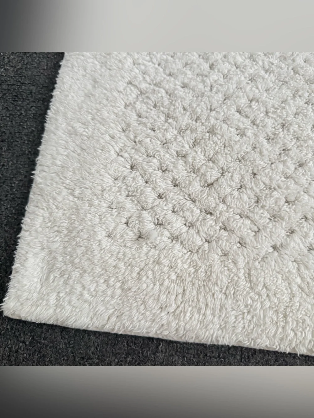 Spa Luxe Cotton Waffle Bath Rug Non-Skid Ivory 18 x 28 NWT